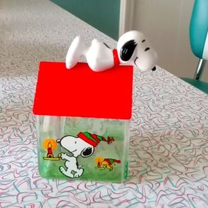 Snoopy Christmas candy container